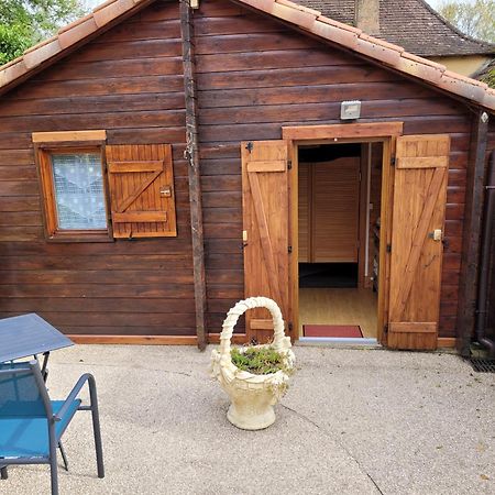 Au Petit Chalet Gigouzac エクステリア 写真