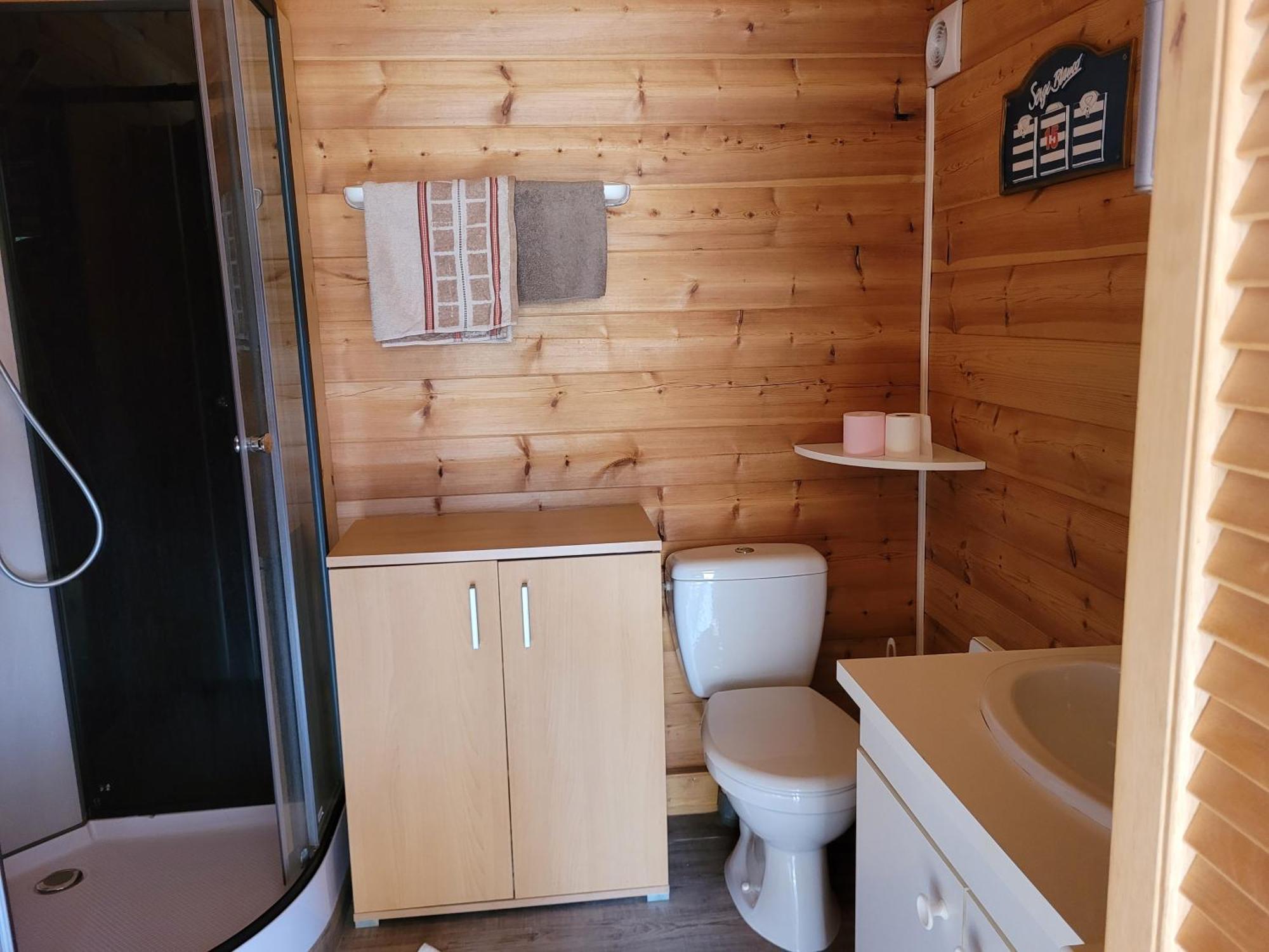 Au Petit Chalet Gigouzac エクステリア 写真
